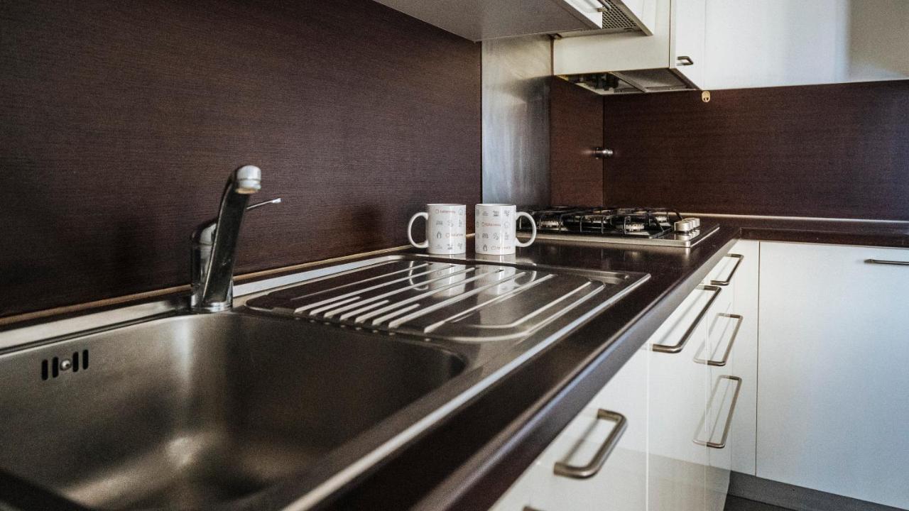 アラッシオViale Hambury 51アパートメント エクステリア 写真