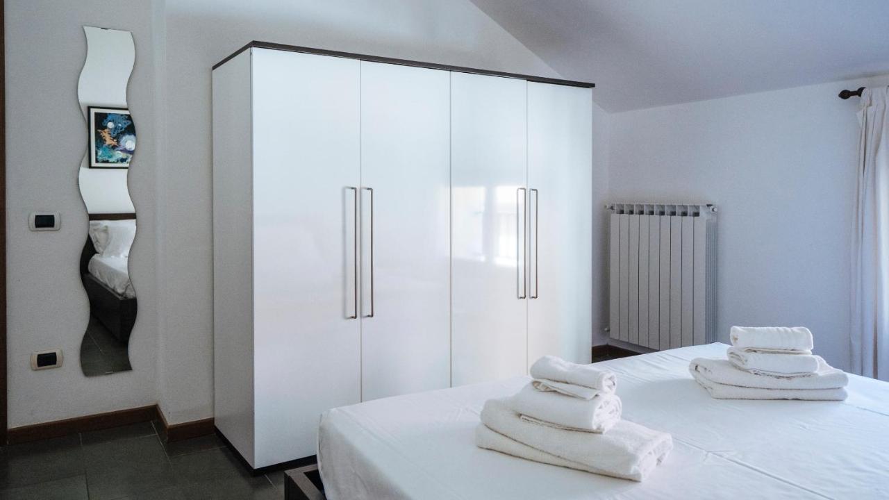 アラッシオViale Hambury 51アパートメント エクステリア 写真