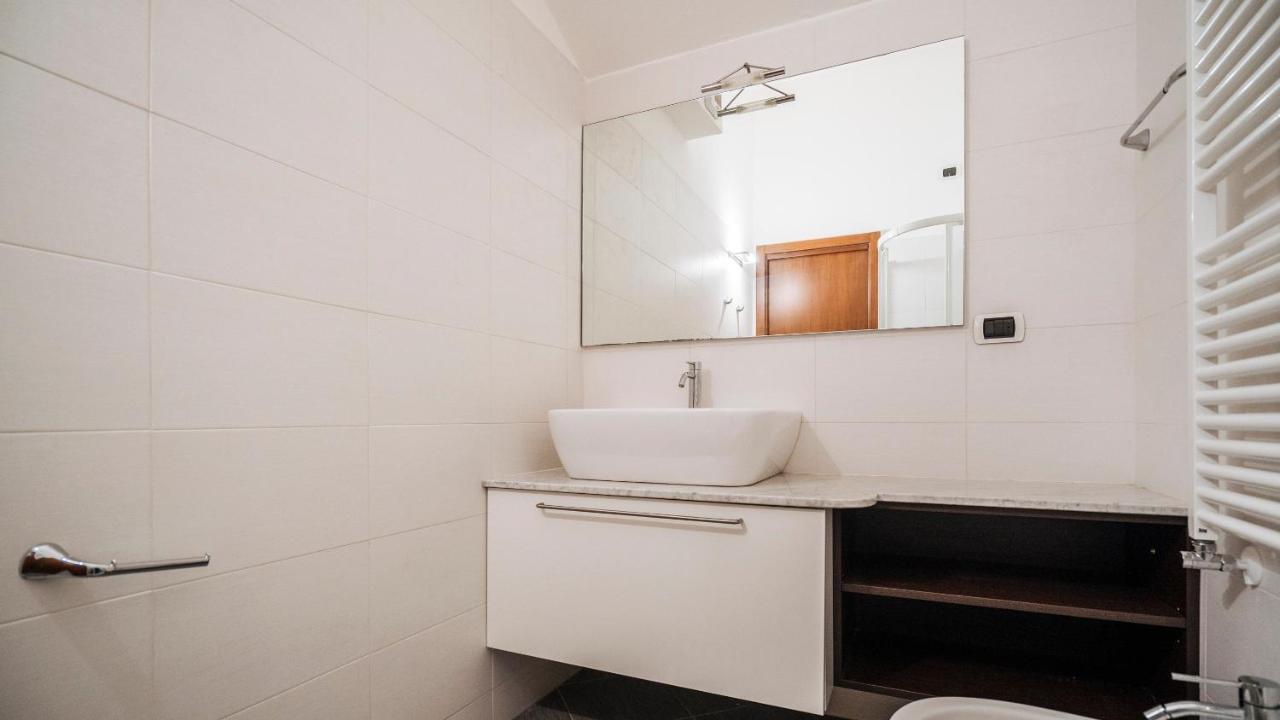 アラッシオViale Hambury 51アパートメント エクステリア 写真